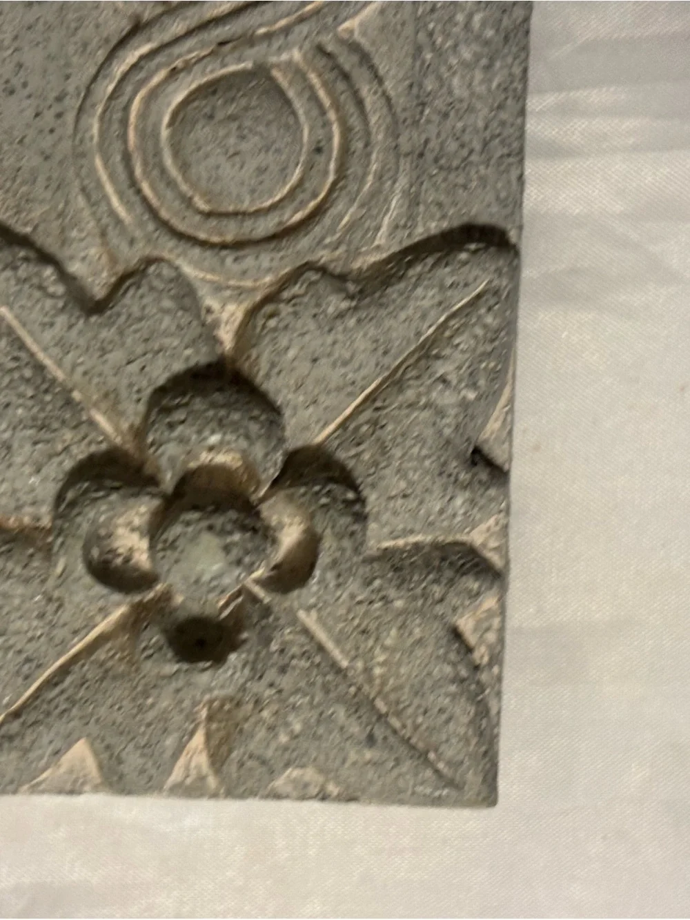 Decorative Stone-Effect Floral Picture Frame